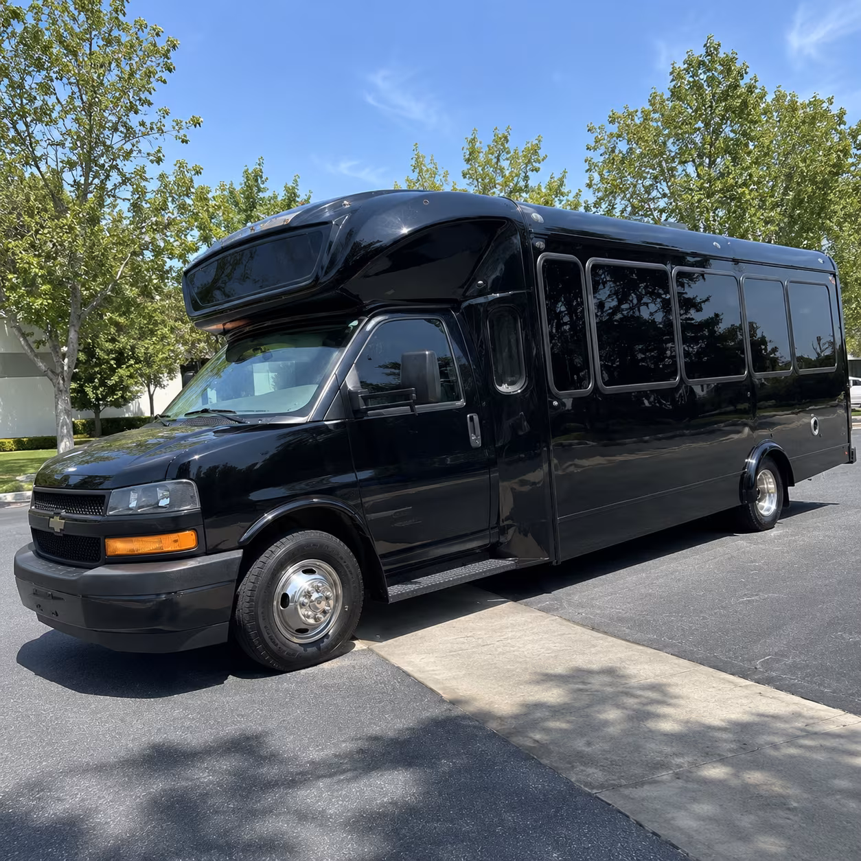 fountain valley 15 passenger party bus